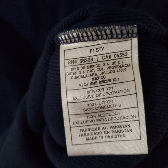 ⭐ Nike Navy Blue Thick Long Sleeve Shirt Size Large - Picture 6 of 10